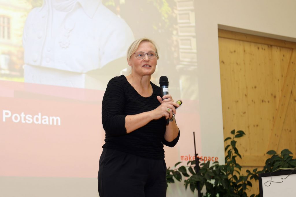 Schulleiterin Annett Wiesner vom Potsdamer Berufsbildungscampus Oberlinhaus
