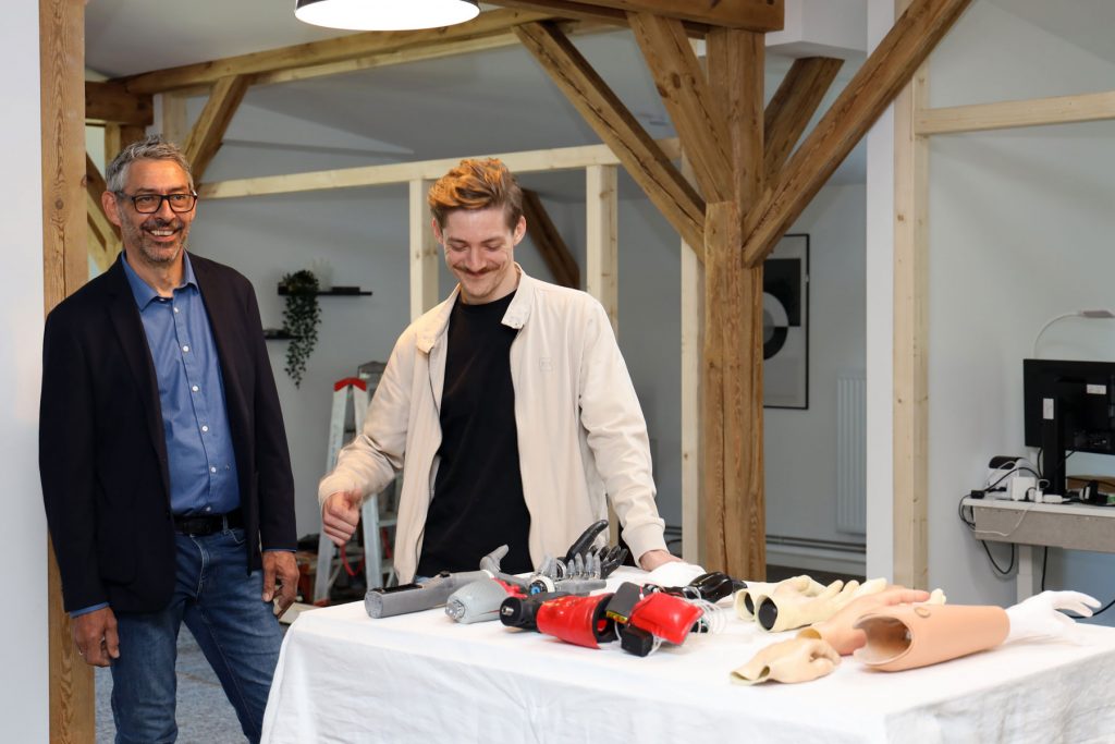 Jurybesuch bei der Lifelike Prosthetics GmbH