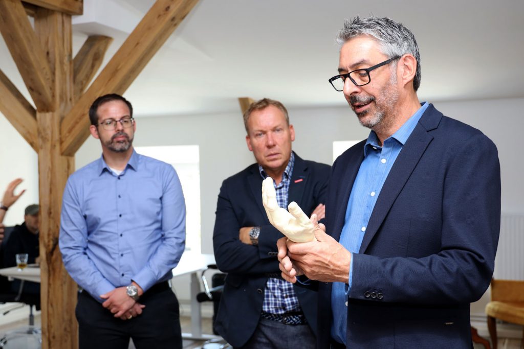 Jurybesuch bei der Lifelike Prosthetics GmbH