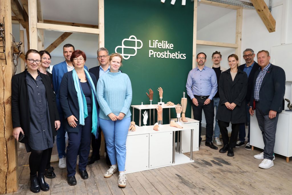 Jurybesuch bei der Lifelike Prosthetics GmbH