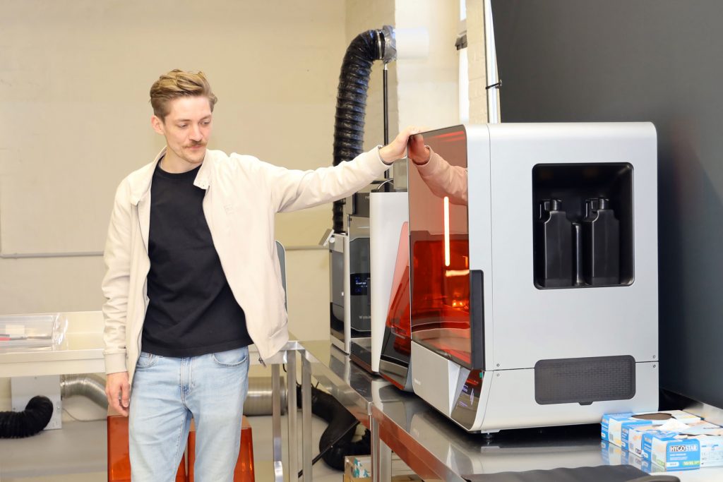 Jurybesuch bei der Lifelike Prosthetics GmbH