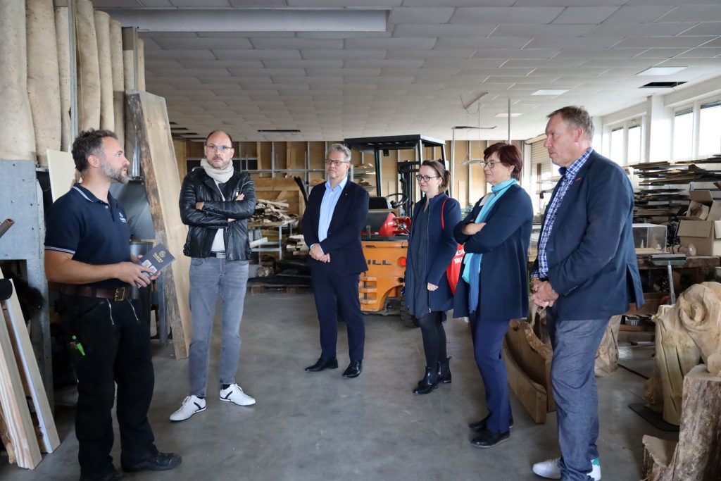 Jurybesuch bei Tabert Holzdesign
