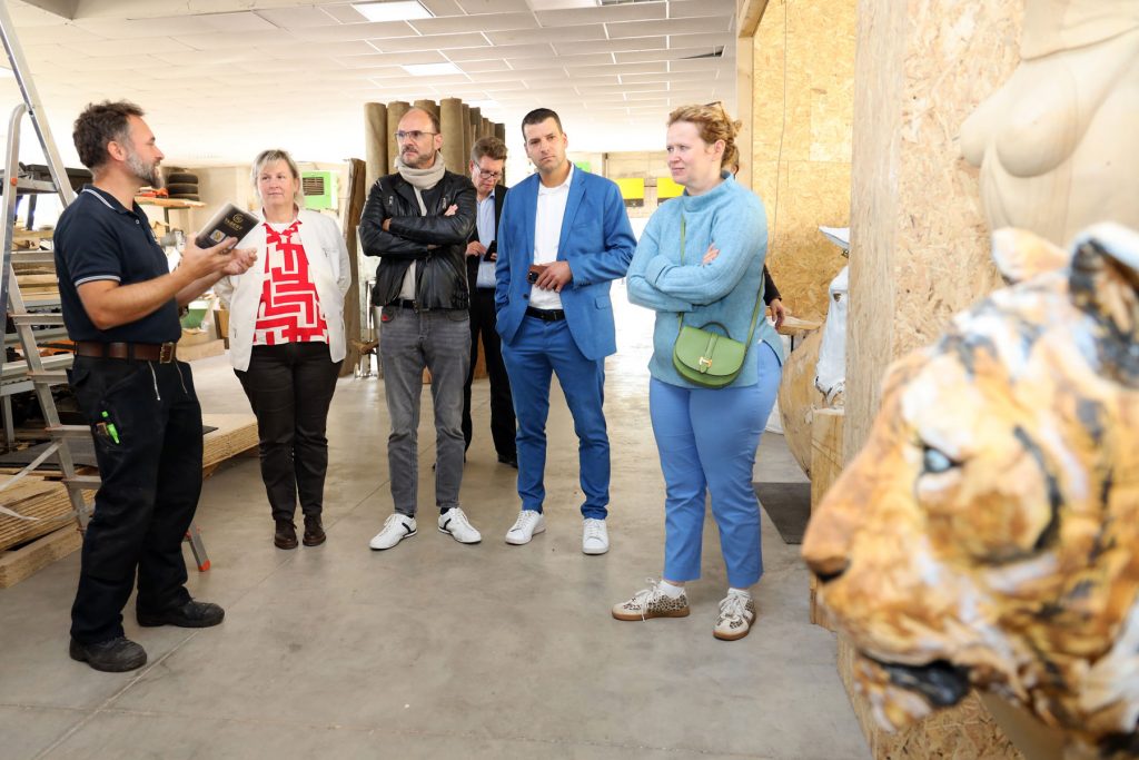 Jurybesuch bei Tabert Holzdesign