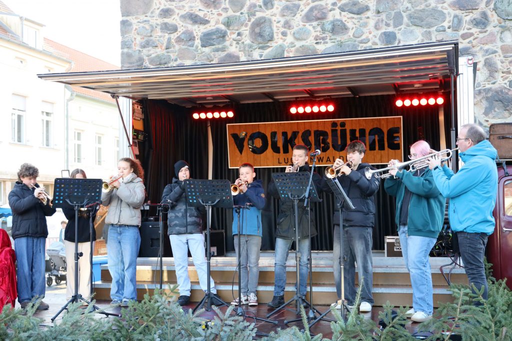 Die Bläsergruppe der Kreismusikschule